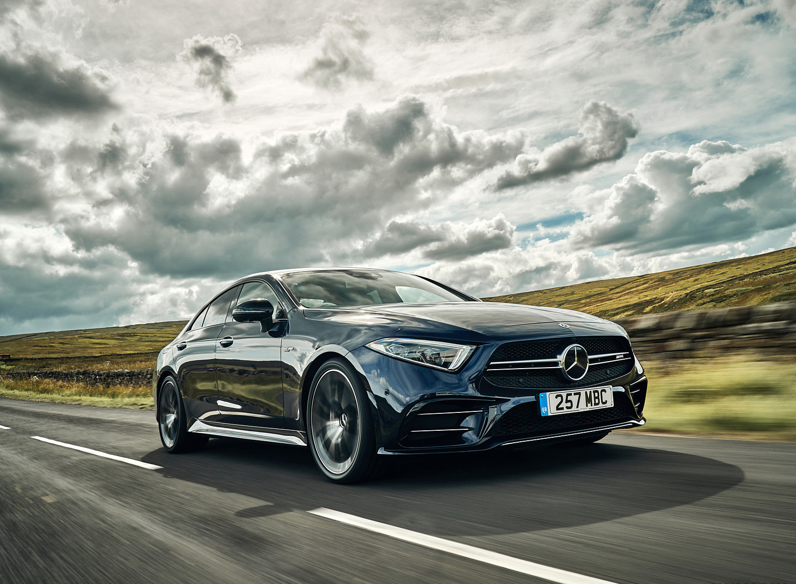 2019 Mercedes-AMG CLS 53 (UK-Spec) Front Three-Quarter Wallpapers #4 of 99