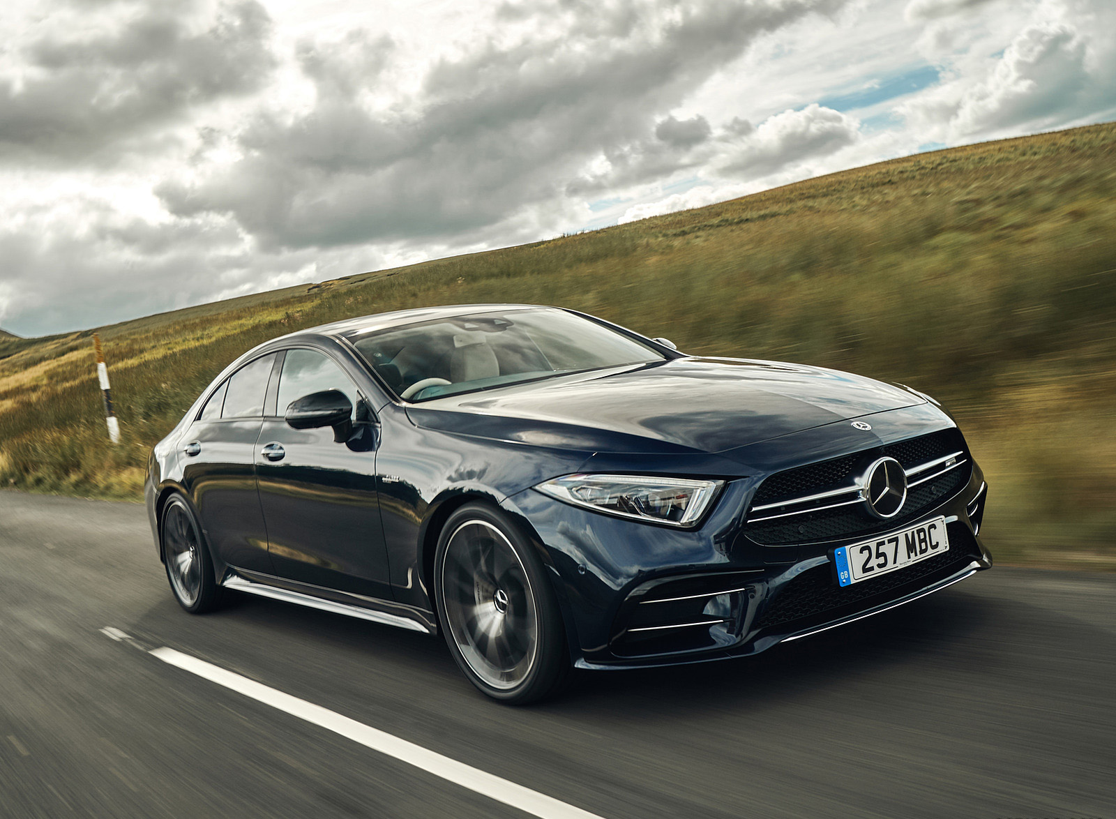 2019 Mercedes-AMG CLS 53 (UK-Spec) Front Three-Quarter Wallpapers #16 of 99