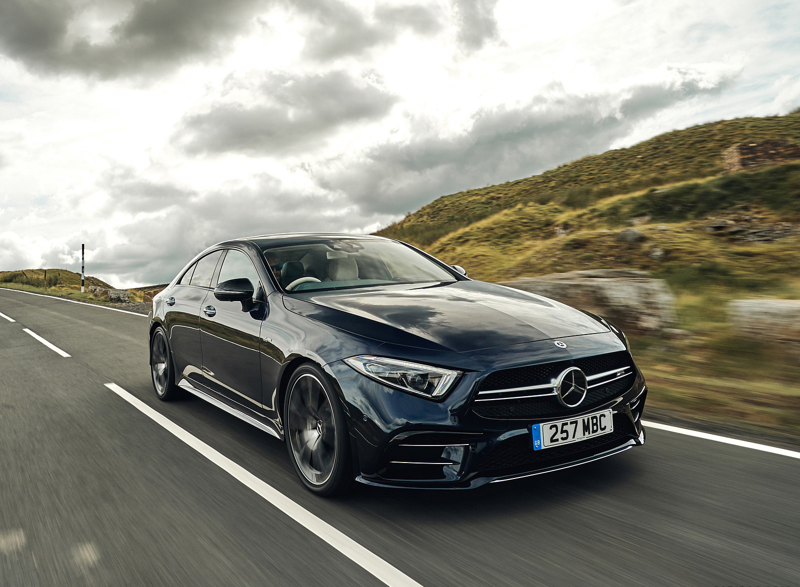 2019 Mercedes-AMG CLS 53 (UK-Spec) Front Three-Quarter Wallpapers #18 of 99