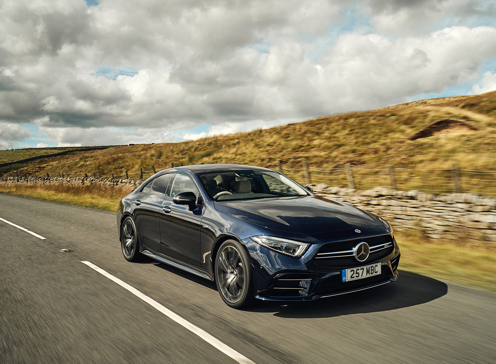 2019 Mercedes-AMG CLS 53 (UK-Spec) Front Three-Quarter Wallpapers #8 of 99