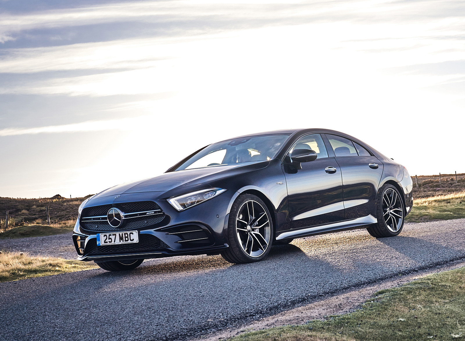 2019 Mercedes-AMG CLS 53 (UK-Spec) Front Three-Quarter Wallpapers #63 of 99