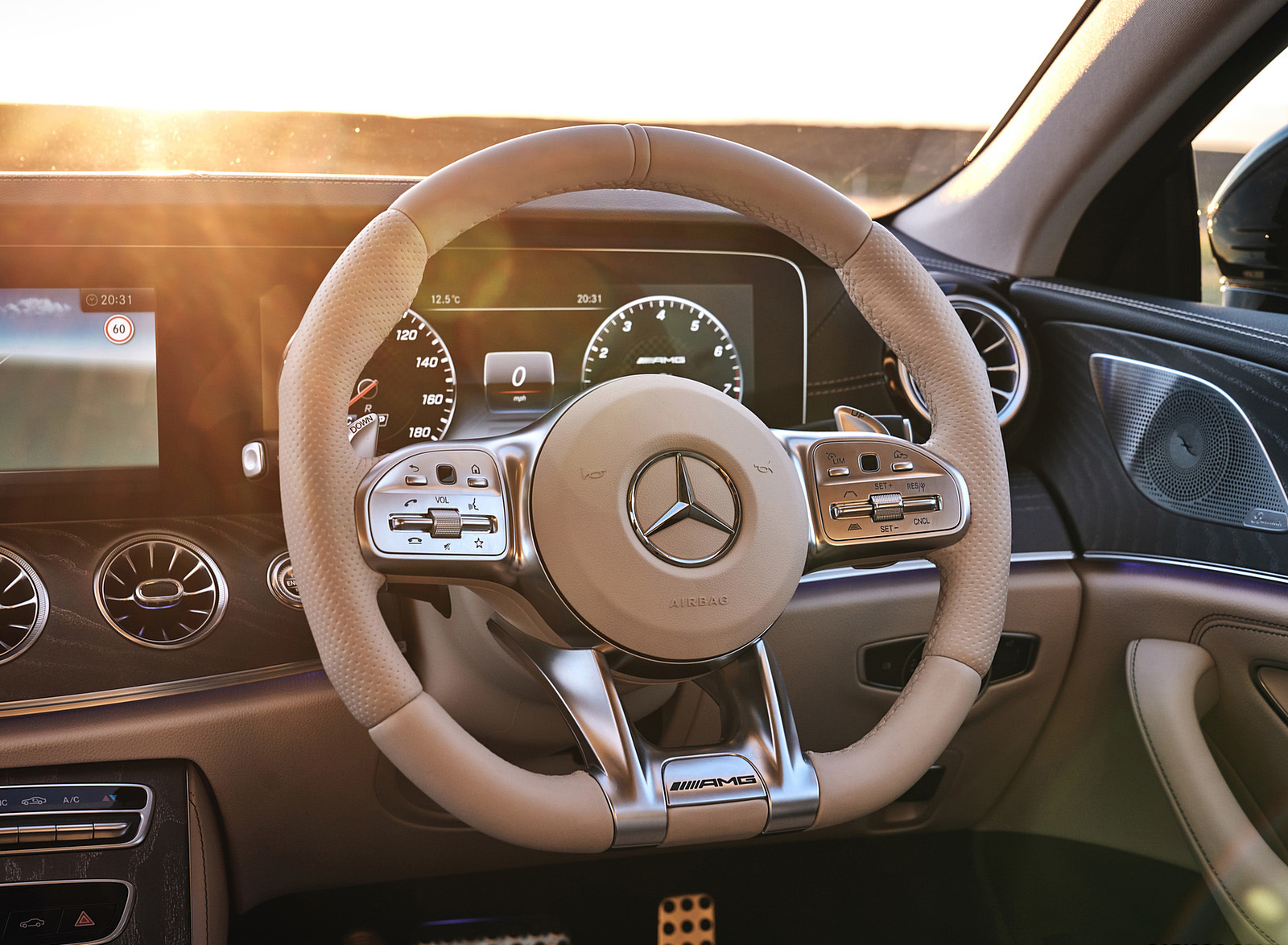 2019 Mercedes-AMG CLS 53 (UK-Spec) Interior Steering Wheel Wallpapers #83 of 99