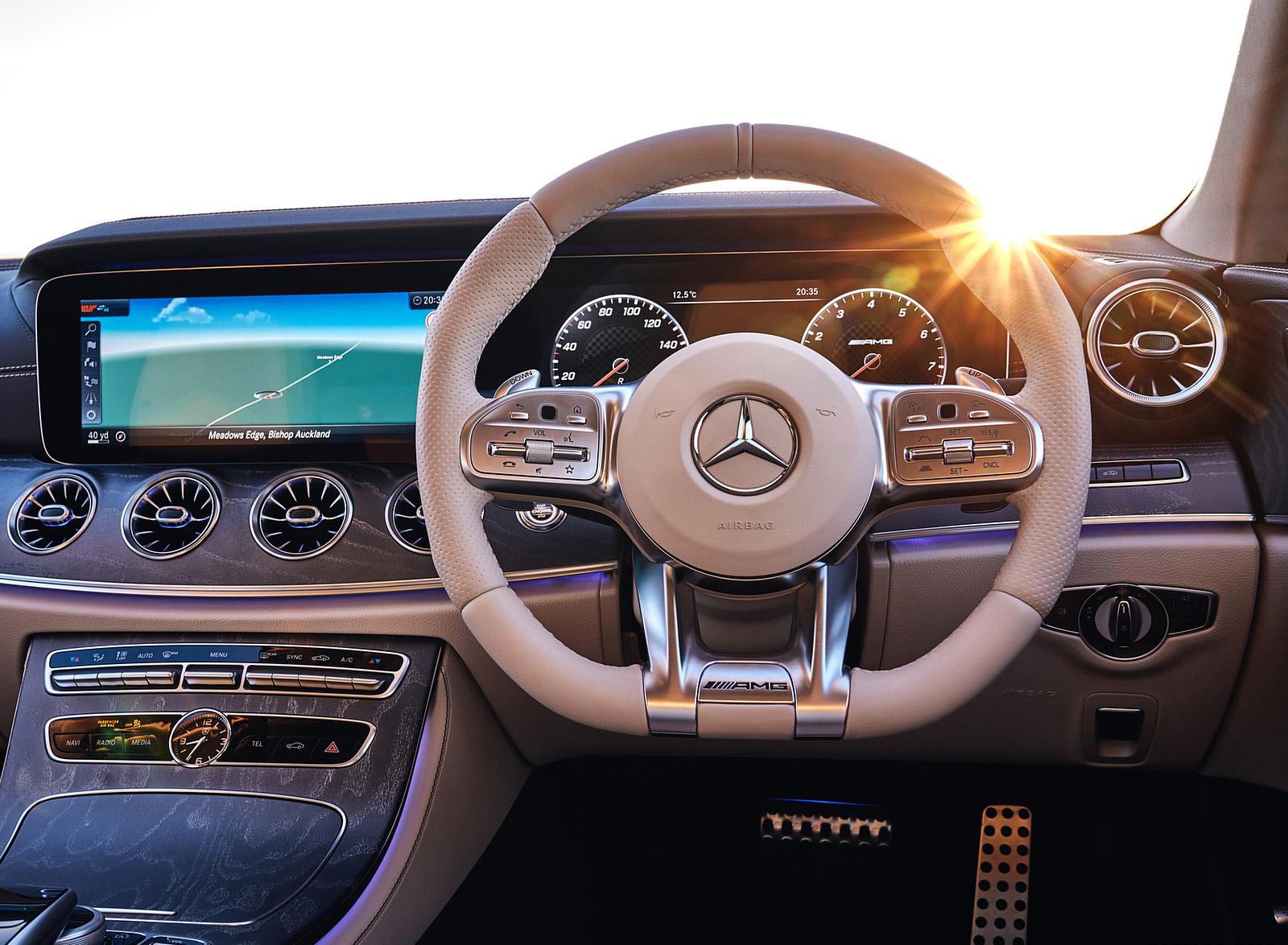 2019 Mercedes-AMG CLS 53 (UK-Spec) Interior Steering Wheel Wallpapers #84 of 99
