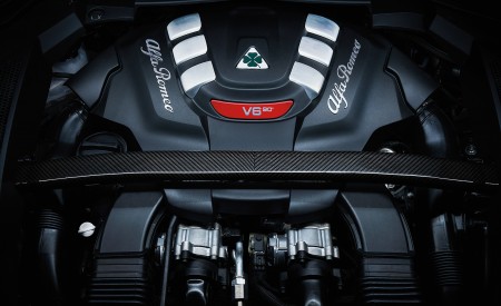 2018 Alfa Romeo Stelvio Engine Wallpapers 450x275 (37)