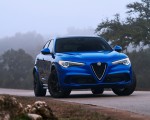 2018 Alfa Romeo Stelvio Quadrifoglio (Color: Misano Blue) Front Wallpapers 150x120 (33)