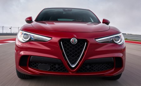2018 Alfa Romeo Stelvio Quadrifoglio (Color: Rosso Competizione) Front Wallpapers 450x275 (64)