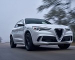 2018 Alfa Romeo Stelvio Quadrifoglio (Color: Trofeo White) Front Wallpapers 150x120 (25)