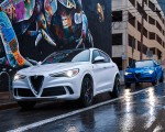 2018 Alfa Romeo Stelvio Quadrifoglio Front Three-Quarter Wallpapers 150x120 (15)