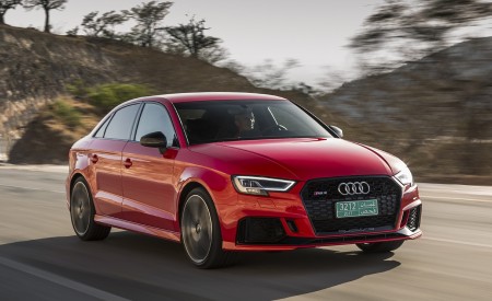2018 Audi RS3 Sedan (Color: Misano Red) Front Three-Quarter Wallpapers 450x275 (43)