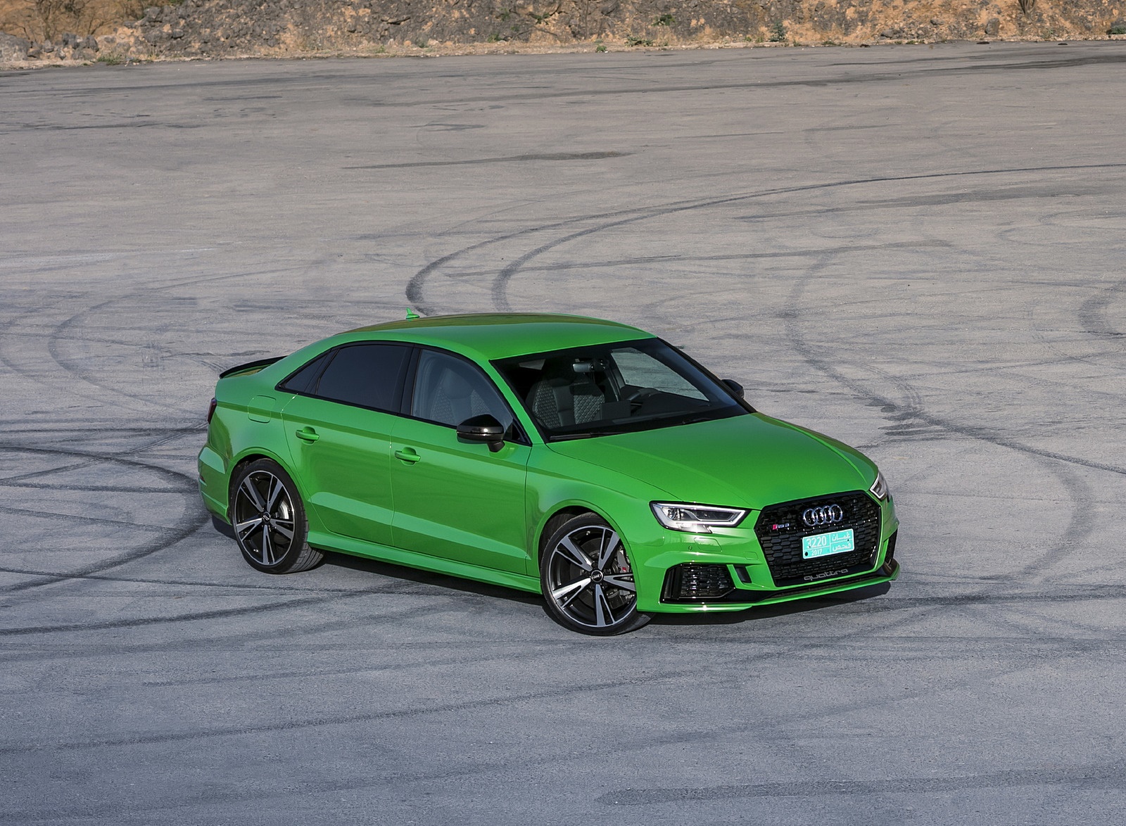 2018 Audi RS3 Sedan (Color: Viper Green) Front Three-Quarter Wallpapers #52 of 56