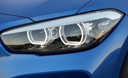 2018 BMW M140i xDrive Headlight Wallpapers 450x275 (20)