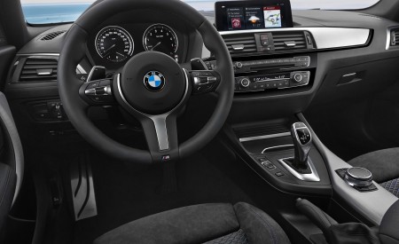 2018 BMW M140i xDrive Interior Wallpapers 450x275 (33)