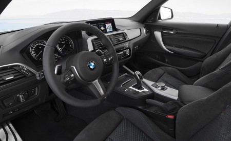 2018 BMW M140i xDrive Interior Wallpapers 450x275 (32)