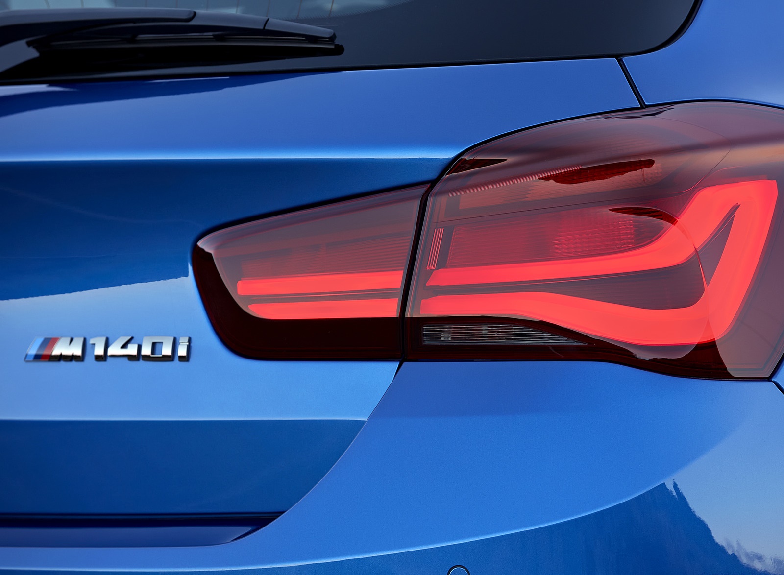 2018 BMW M140i xDrive Tail Light Wallpapers #23 of 38