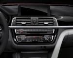 2018 BMW M4 Coupe Central Console Wallpapers 150x120 (16)