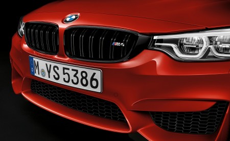 2018 BMW M4 Coupe Front Bumper Wallpapers 450x275 (6)