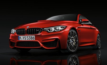 2018 BMW M4 Coupe Front Three-Quarter Wallpapers 450x275 (3)