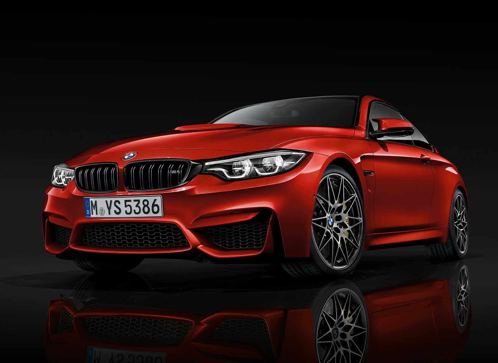 2018 BMW M4 Coupe Front Three-Quarter Wallpapers #3 of 17