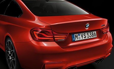 2018 BMW M4 Coupe Tail Light Wallpapers 450x275 (7)