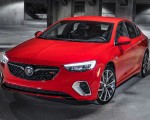 2018 Buick Regal GS Front Three-Quarter Wallpapers 150x120 (16)