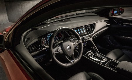 2018 Buick Regal GS Interior Wallpapers 450x275 (31)