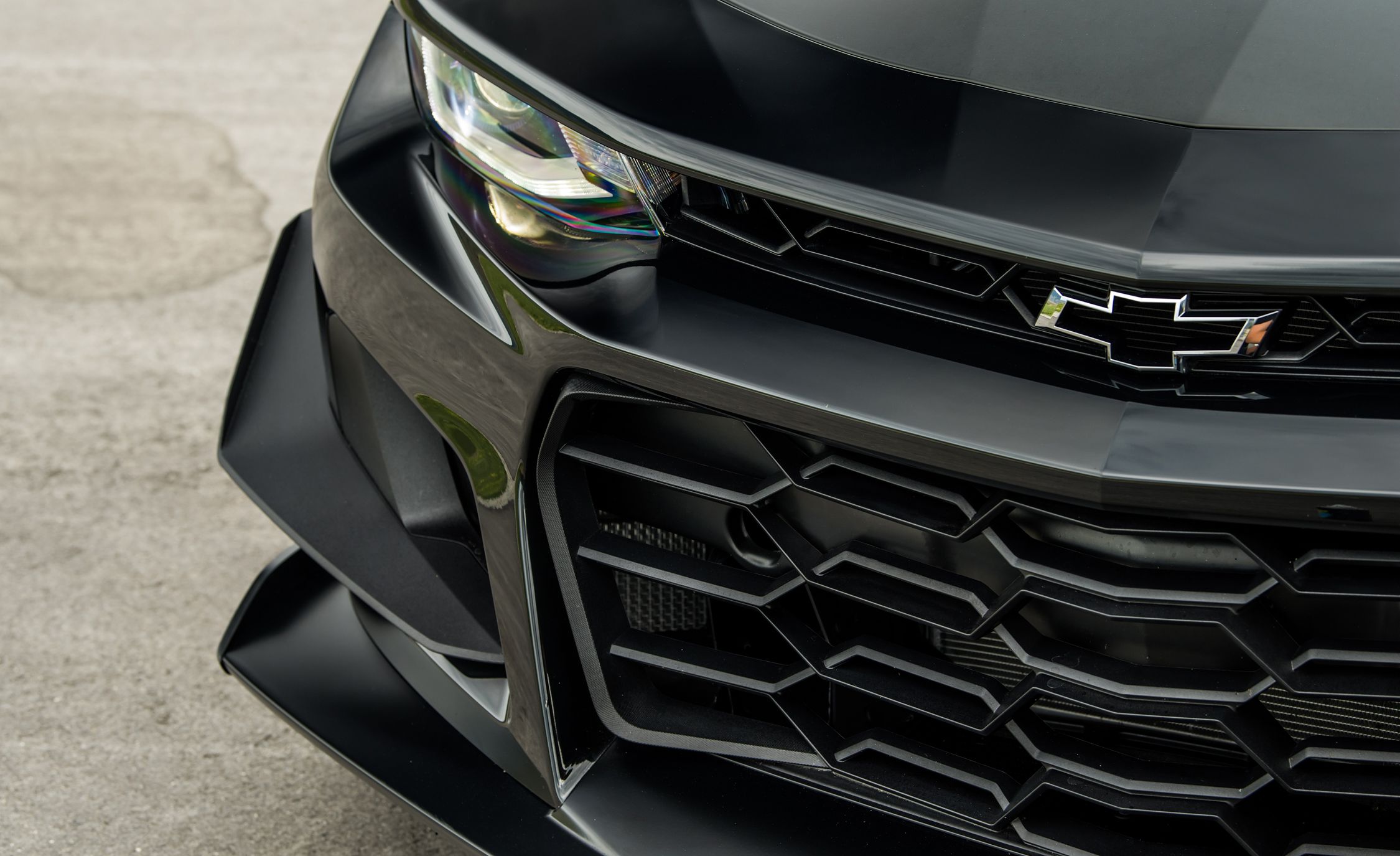 2018 Chevrolet Camaro ZL1 1LE Grill Wallpapers #33 of 80