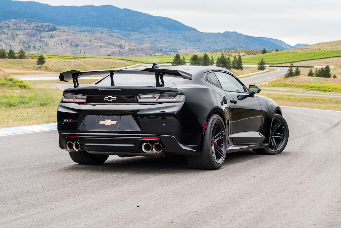 2018 Chevrolet Camaro ZL1 1LE Rear Three-Quarter Wallpapers #31 of 80