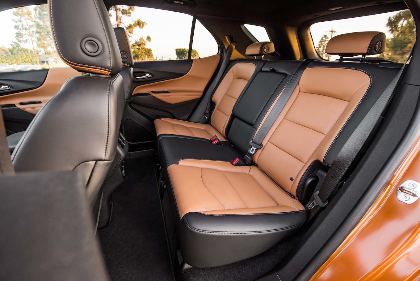 2018 Chevrolet Equinox 1.5T Premier Interior Rear Seats Wallpapers #67 of 101