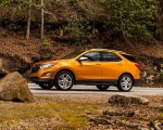 2018 Chevrolet Equinox 1.5T Premier Side Wallpapers 150x120 (60)
