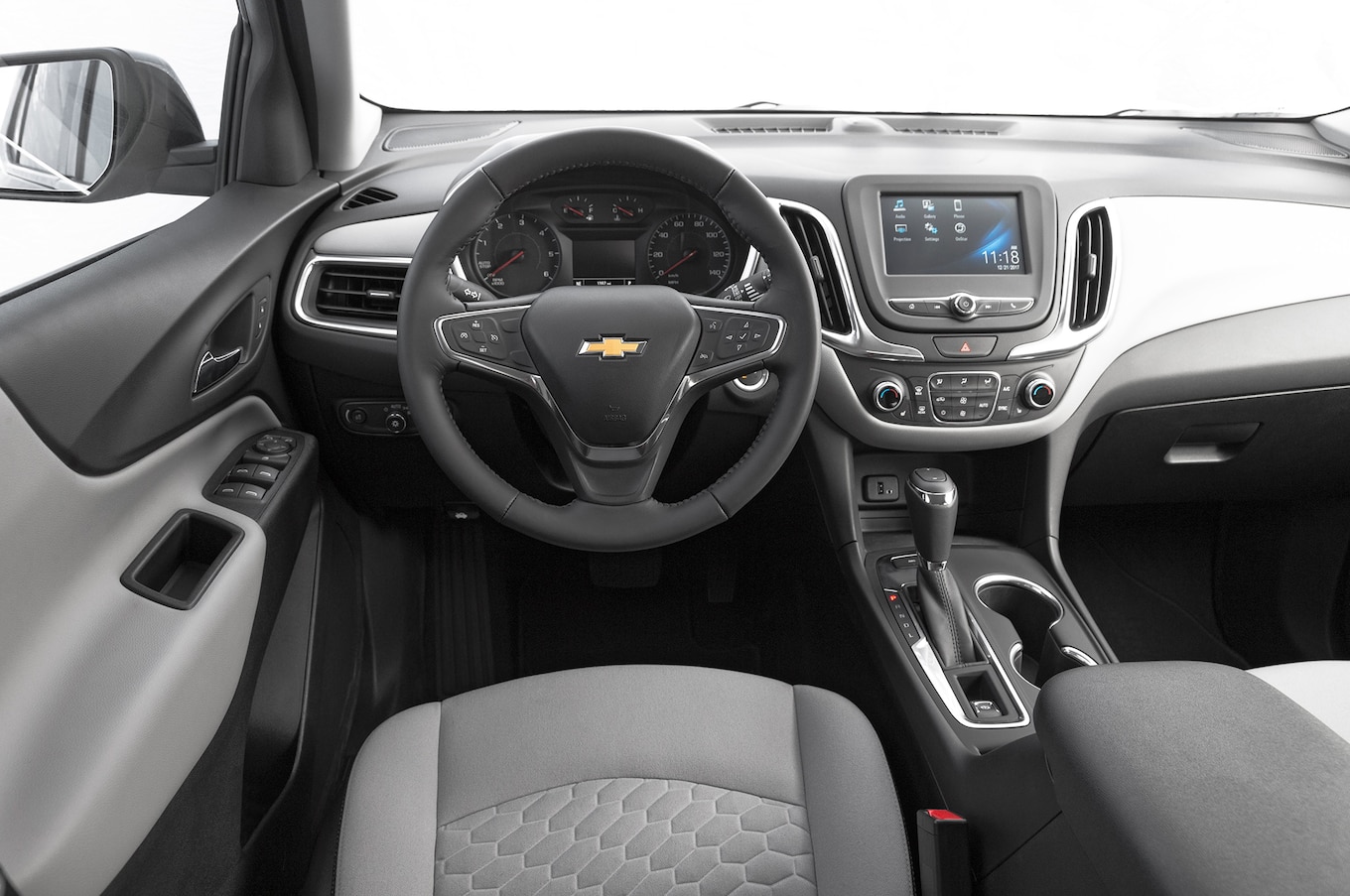 2018 Chevrolet Equinox Diesel Interior Wallpapers #100 of 101