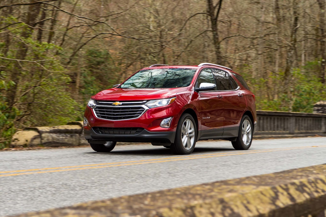 2018 Chevrolet Equinox Front Three-Quarter Wallpapers #5 of 101