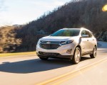 2018 Chevrolet Equinox Front Three-Quarter Wallpapers 150x120 (22)