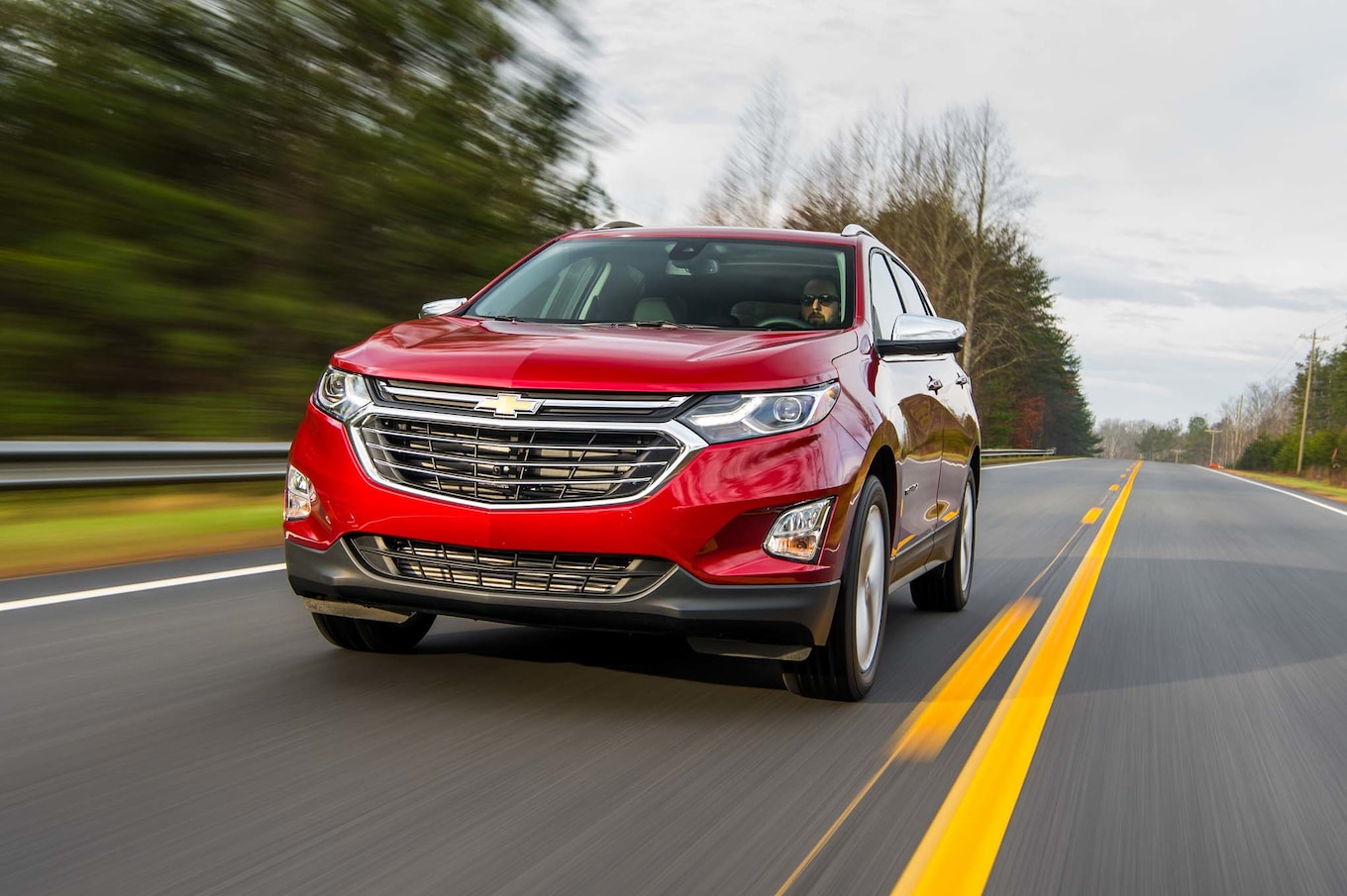 2018 Chevrolet Equinox Front Three-Quarter Wallpapers (2)