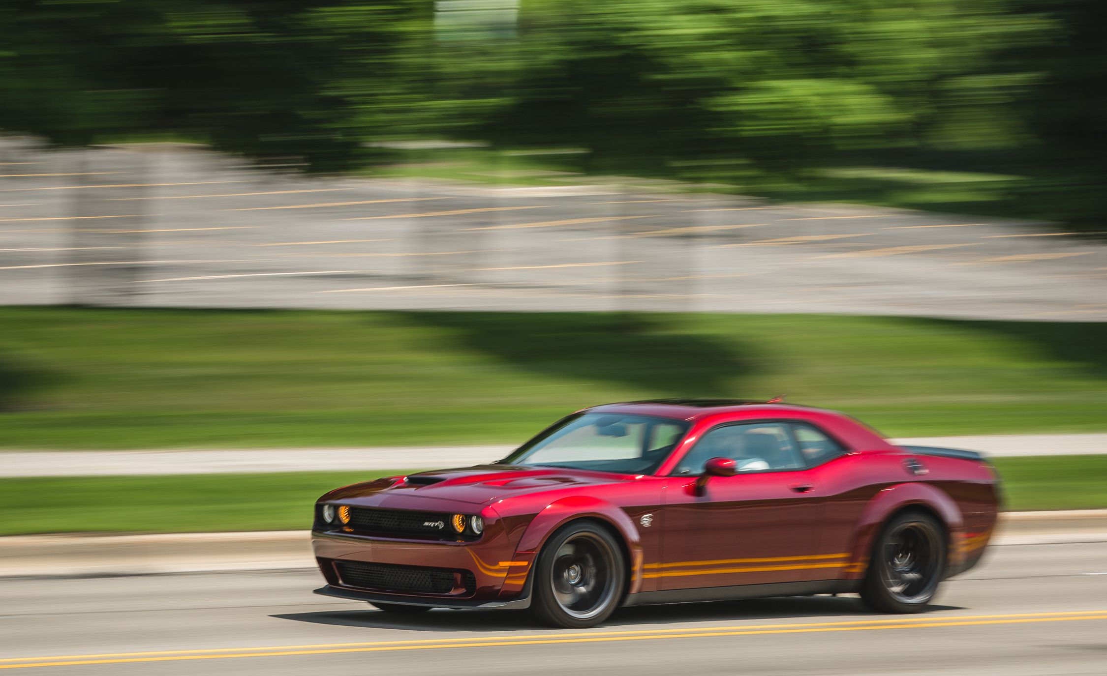 2018 Dodge Challenger SRT Hellcat Widebody (Color: Octane Red) Front Three-Quarter Wallpapers #8 of 108