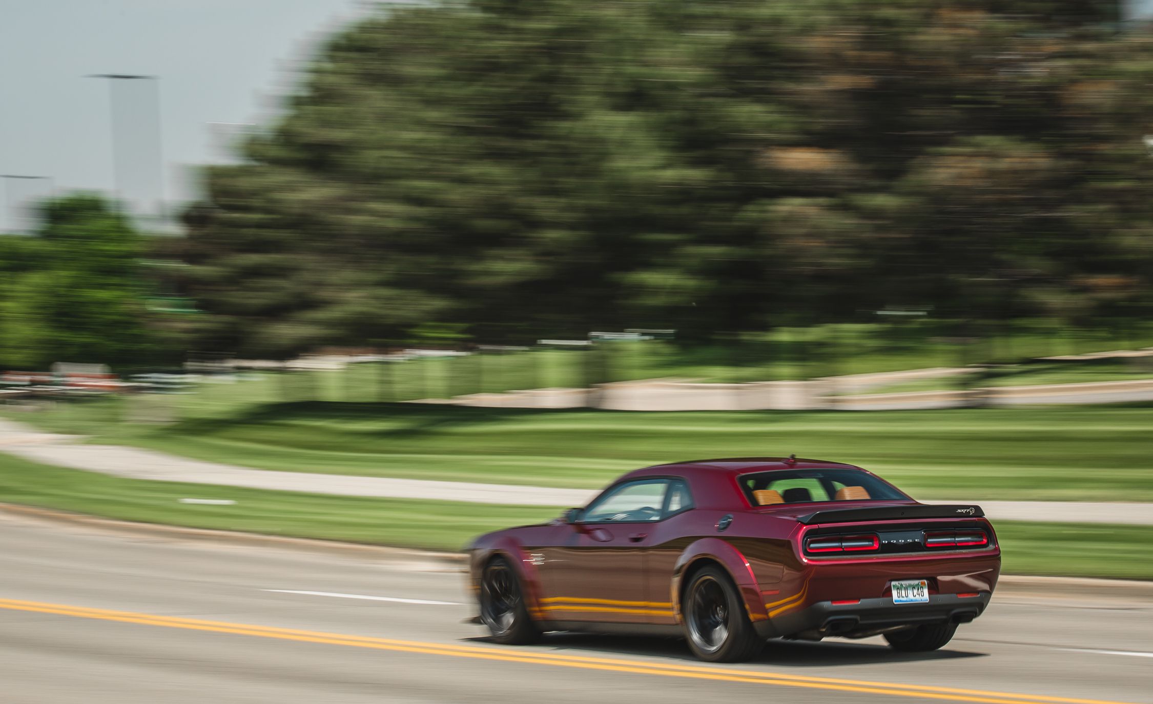 2018 Dodge Challenger SRT Hellcat Widebody (Color: Octane Red) Rear Three-Quarter Wallpapers #4 of 108