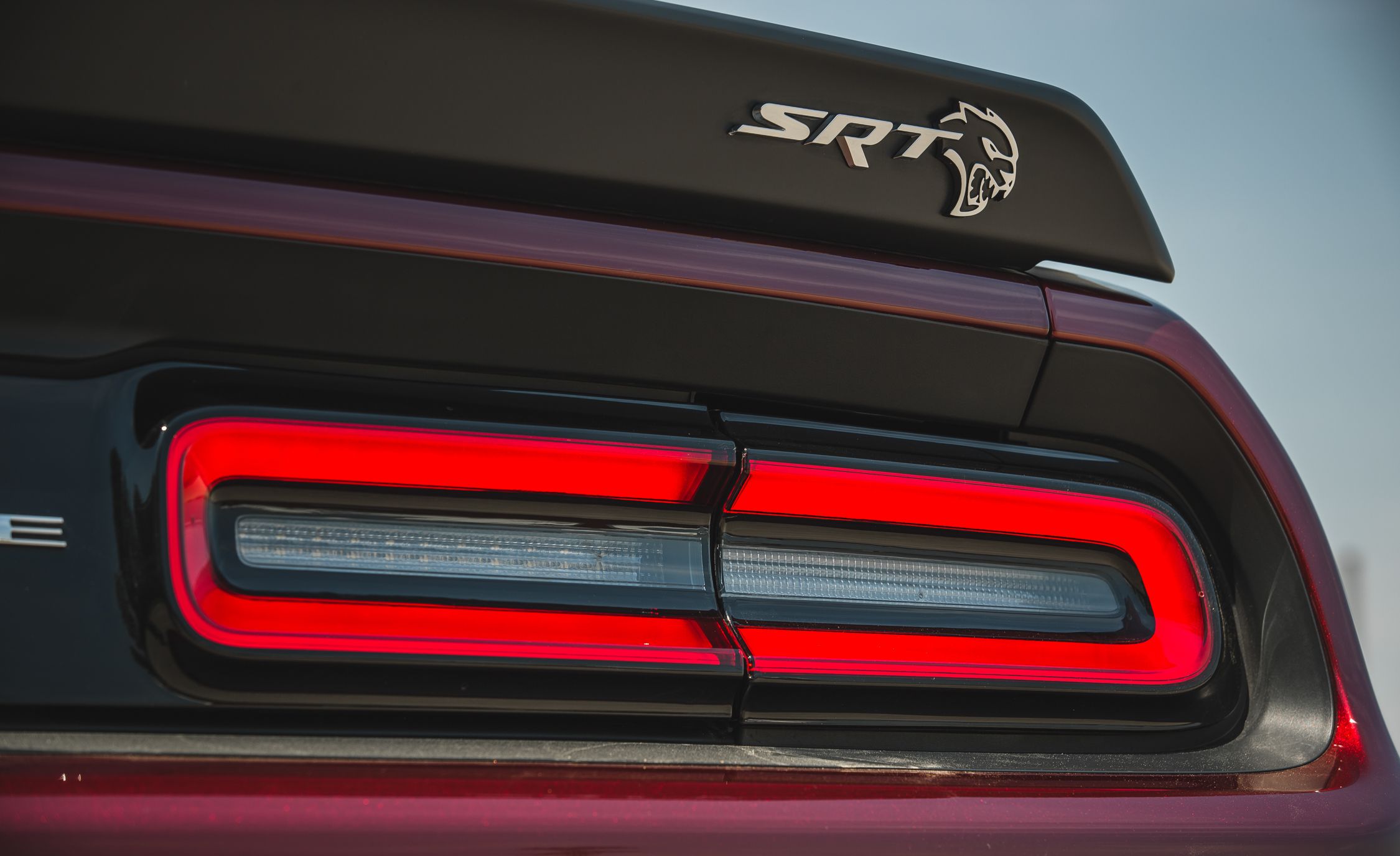 2018 Dodge Challenger SRT Hellcat Widebody (Color: Octane Red) Spoiler Wallpapers #19 of 108