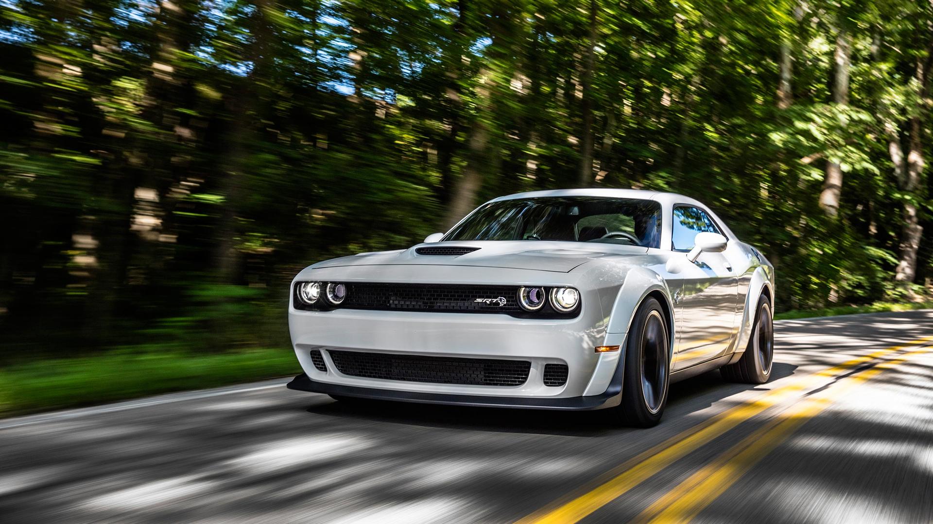 2018 Dodge Challenger SRT Hellcat Widebody (Color: White Knuckle) Front Three-Quarter Wallpapers #76 of 108
