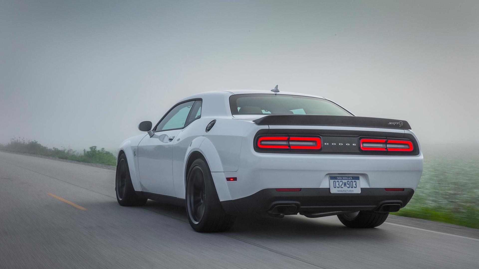 2018 Dodge Challenger SRT Hellcat Widebody (Color: White Knuckle) Rear Three-Quarter Wallpapers #87 of 108