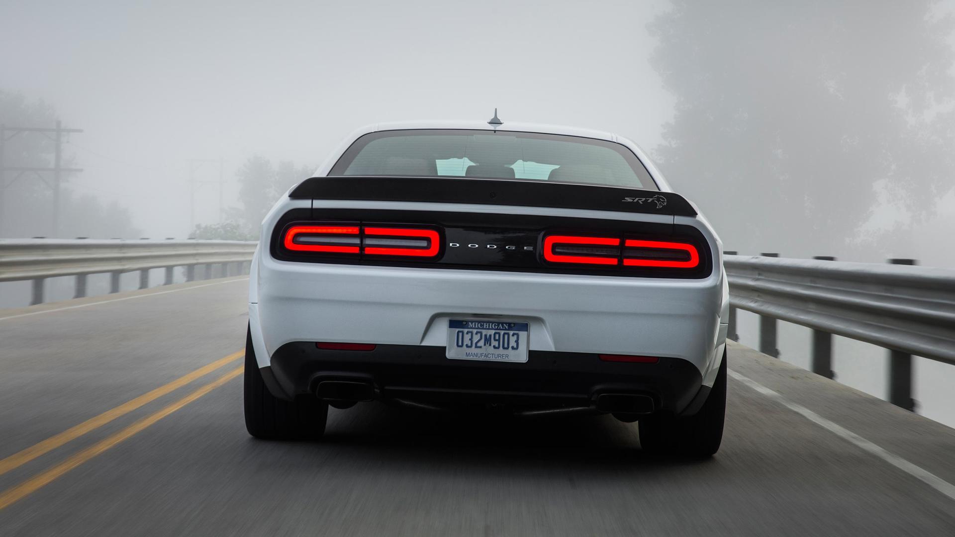 2018 Dodge Challenger SRT Hellcat Widebody (Color: White Knuckle) Rear Wallpapers #88 of 108
