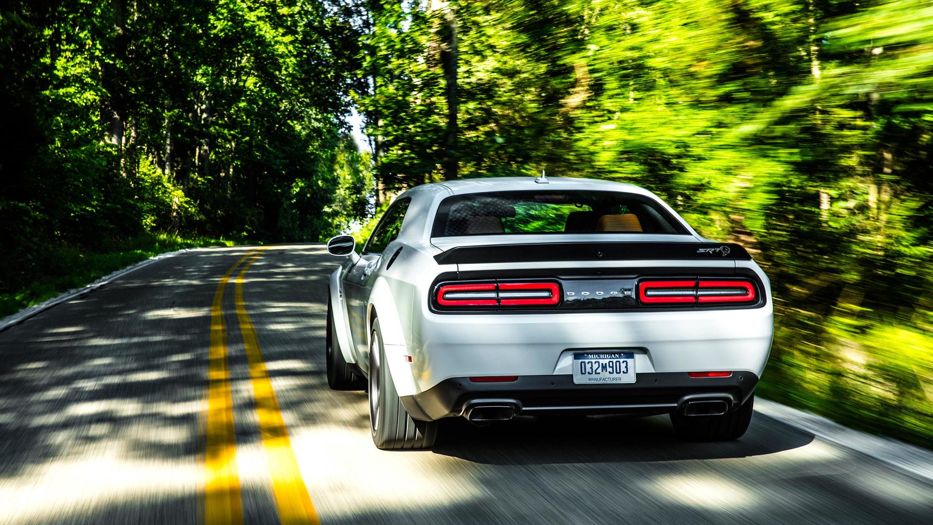 2018 Dodge Challenger SRT Hellcat Widebody (Color: White Knuckle) Rear Wallpapers #81 of 108