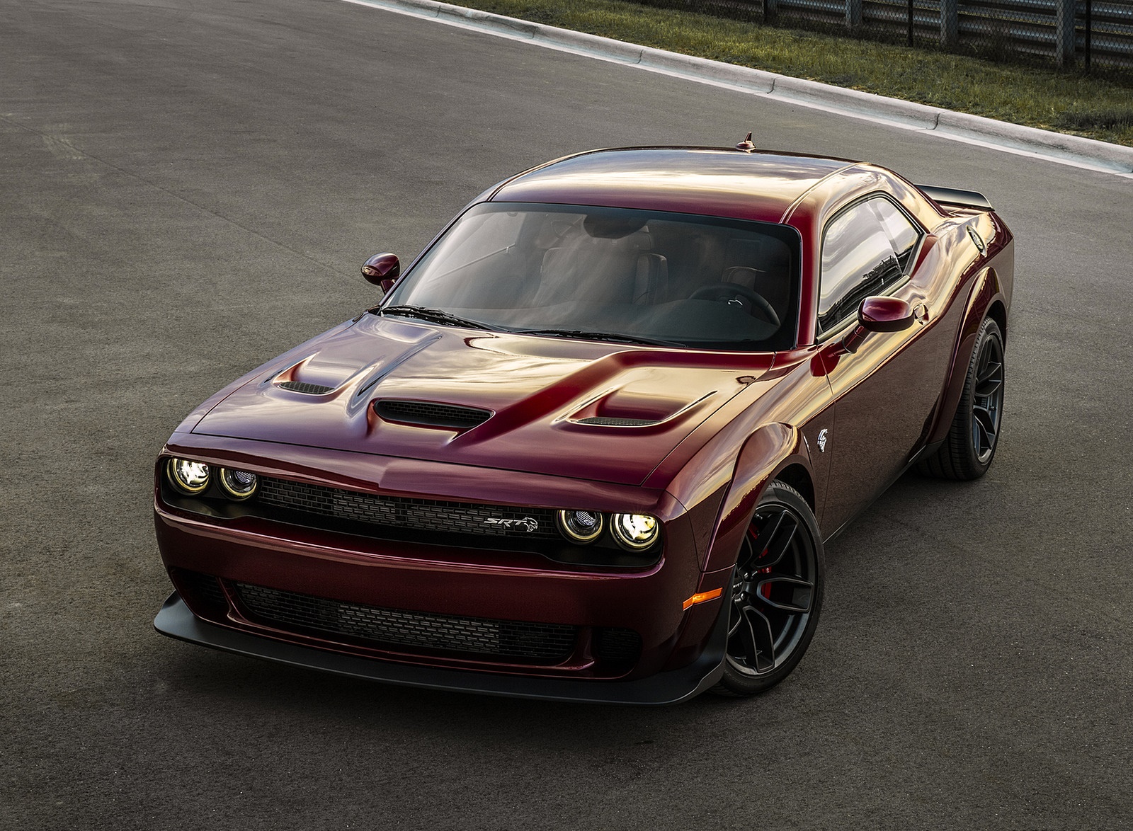 2018 Dodge Challenger SRT Hellcat Widebody Front Wallpapers #95 of 108