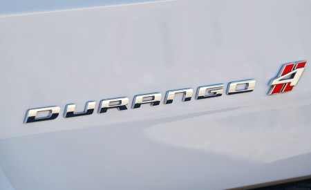 2018 Dodge Durango SRT Badge Wallpapers 450x275 (71)