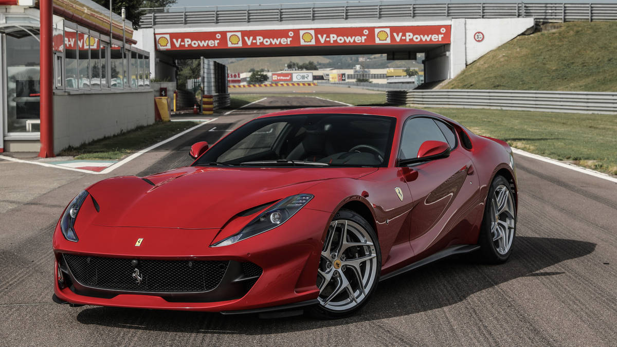 2018 Ferrari 812 Superfast Front Three-Quarter Wallpapers #20 of 56