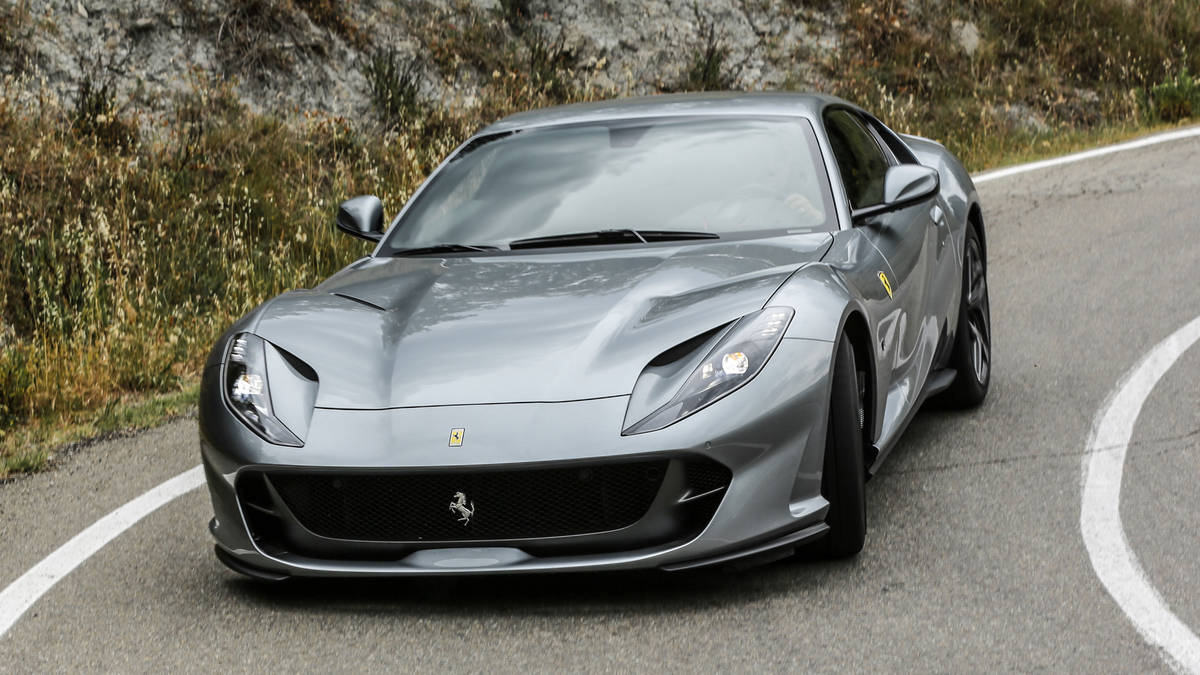 2018 Ferrari 812 Superfast Front Wallpapers #36 of 56