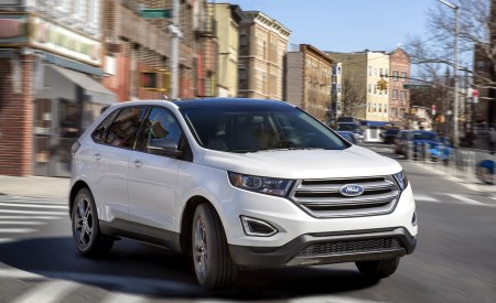 2018 Ford Edge SEL Sport Appearance Package Front Three-Quarter Wallpapers 450x275 (2)