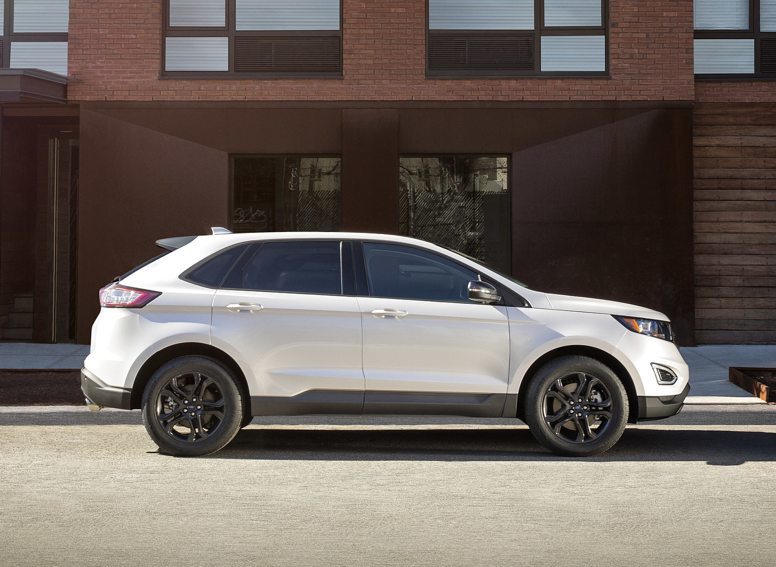 2018 Ford Edge SEL Sport Appearance Package Side Wallpapers (6)