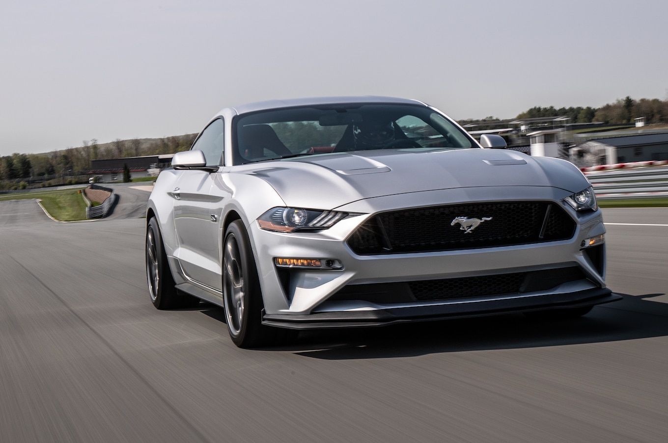 2018 Ford Mustang GT Performance Pack 2 Front Three-Quarter Wallpapers #86 of 96