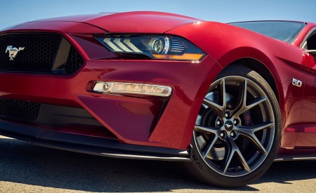 2018 Ford Mustang GT Performance Pack Level 2 Detail Wallpapers 450x275 (65)