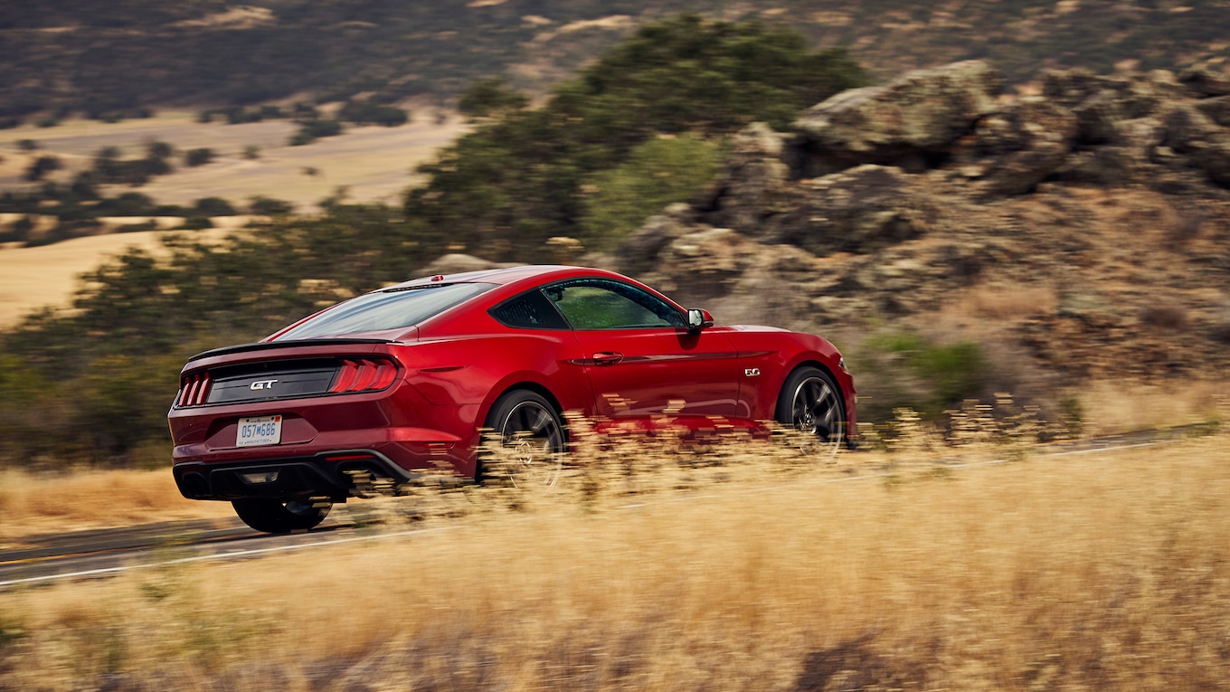 2018 Ford Mustang GT Performance Pack Level 2 Rear Three-Quarter Wallpapers #69 of 96