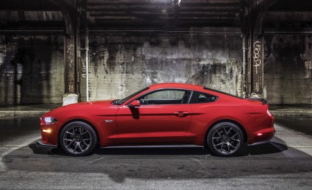 2018 Ford Mustang GT Performance Pack Level 2 Side Wallpapers 450x275 (49)